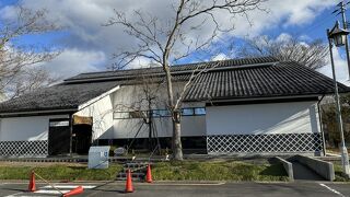 高倉勝子美術館「桜小路」