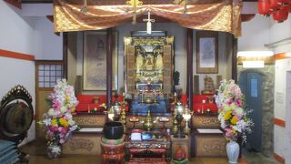 多くの御霊をお祀りしている