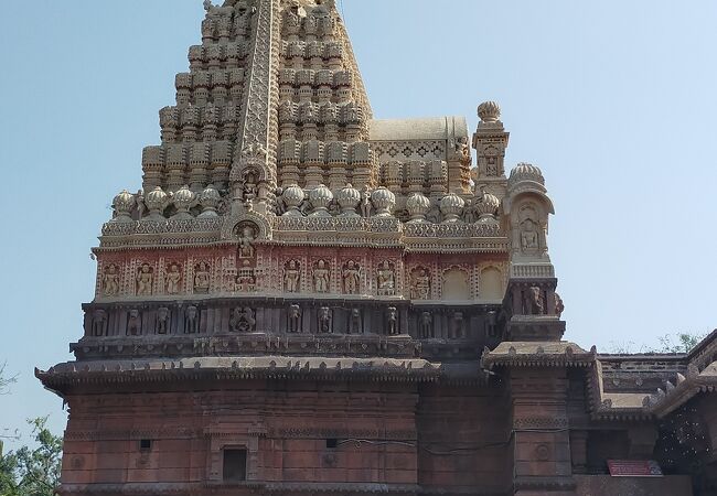 グリシュネーシュワル寺院