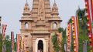 ムールガンダ クティー寺院