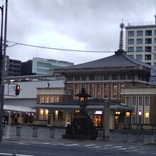 旧奈良駅の方が歴史的価値がありそうな～
