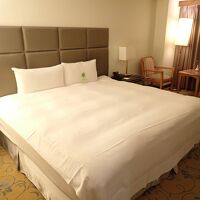 ベッドは大きい