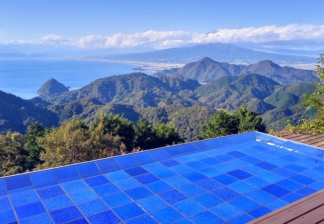 てっぺんから すそ野まで 富士山を見渡せる