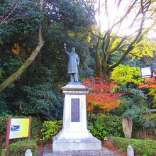 板垣退助遭難の地碑