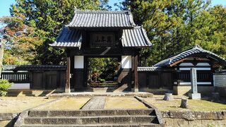 紅葉の時期の甲府は綺麗でした、大泉寺