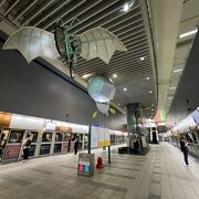 台北松山空港に乗り入れているMRT brown lineの駅