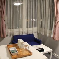 窓も広くて良い お部屋でした。