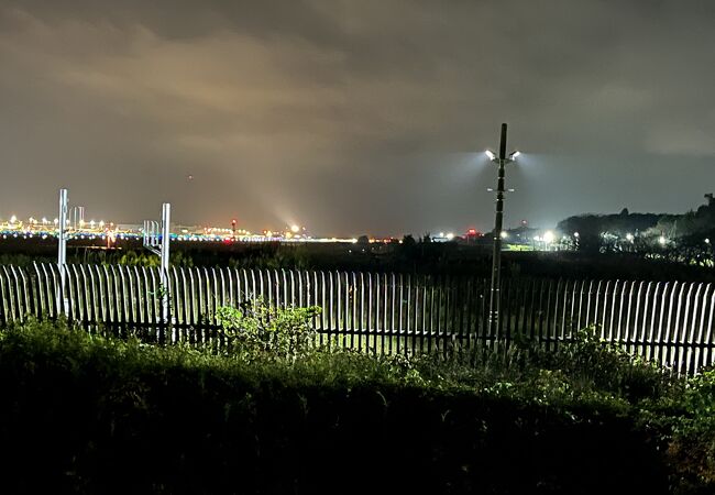 成田空港に離発着する飛行機が見られる公園