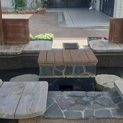 浜坂駅前に足湯がありました