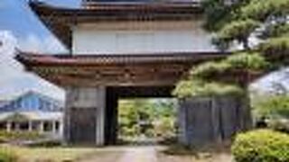 松山城大手門