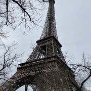 パリのシンボル