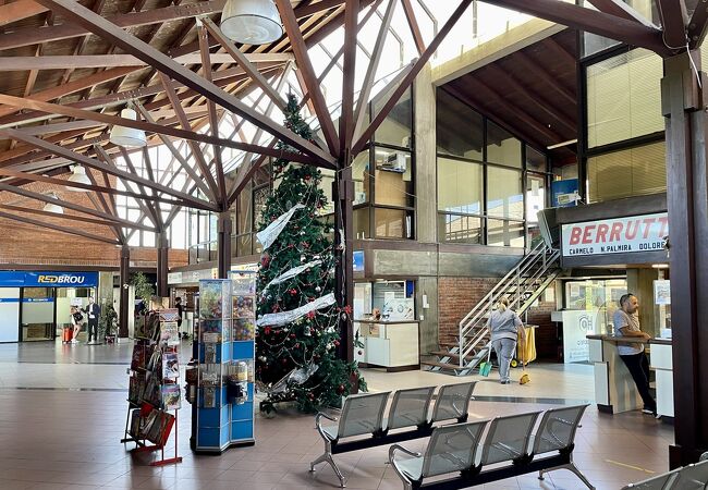 コロニア バスターミナル