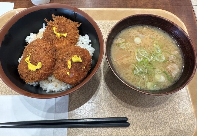 上りよりも小規模です