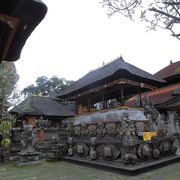 比較的新しい寺院