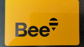 Beeカードは空港往復にも使う価値があります。