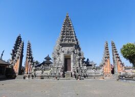 ウルン ダヌ バトゥール寺院