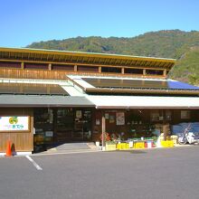 こちらが直売所きてら