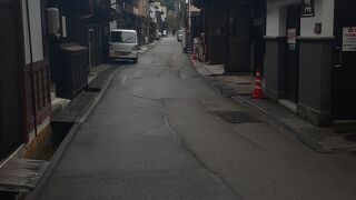 片原町は比較的静かでした