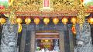 台北一の繁華街「西門町」で天上聖母媽祖を主神として祀る道教の寺院