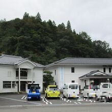 ゆすはら観光交流案内所まろうど館