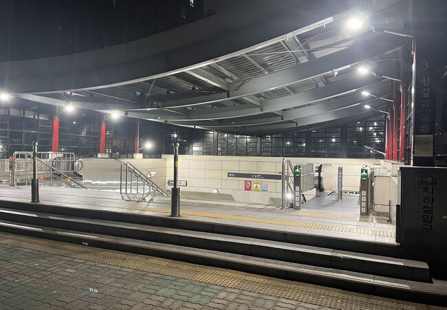 新吉駅