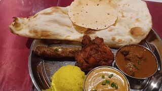 インド・ネパール創作料理 スリスティ