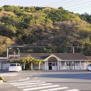 昔の栄華 今は夢のあとです　～　伊予長浜駅