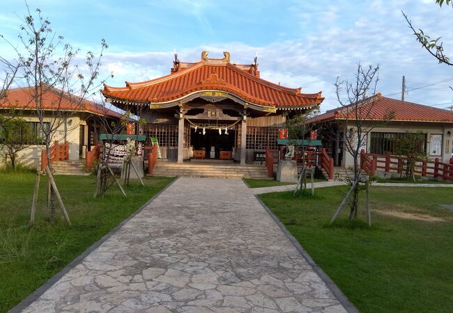 沖縄らしい神社