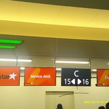 那覇空港のチェックインも国際線エリアが近くなって便利に。