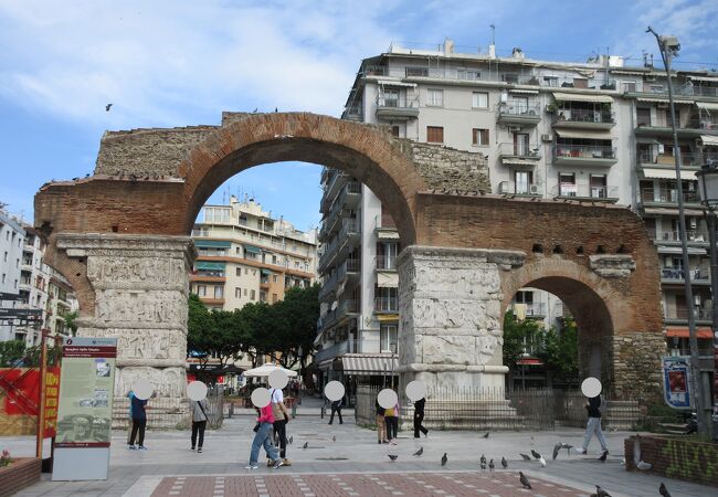 ガレリウスの凱旋門