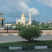 金額が幾らかかったか判らないというモスク