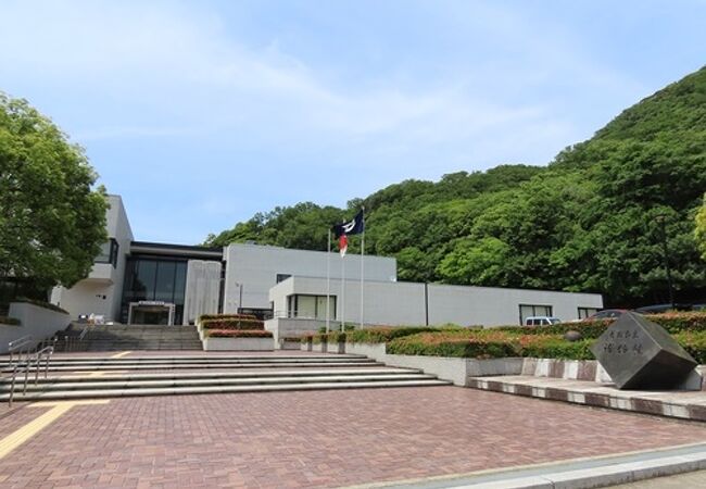 鳥取県の自然、歴史に関するさまざまな展示があります