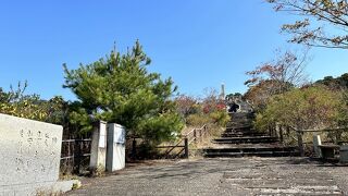 陶祖李参平の碑