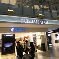 関西空港直営免税店 KIX DUTY FREE