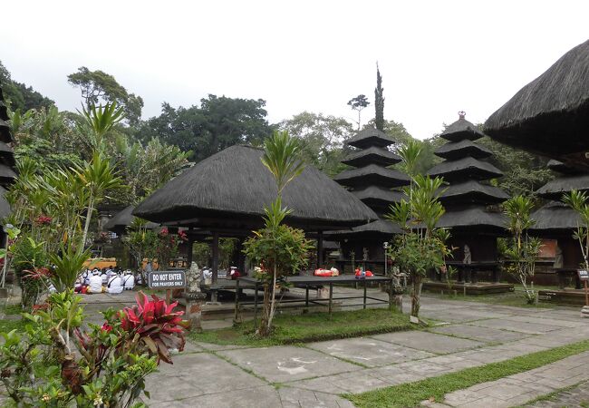 バトゥカル寺院