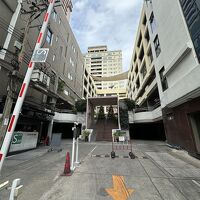 奥まっているので見落としそ＝