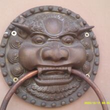 扉の金具部分も癒し系…。