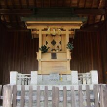 御霊神社