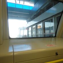 環状線の先頭車両の前方