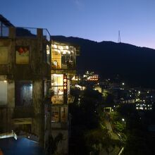 基山街最初の展望台から見た夕暮れ風景