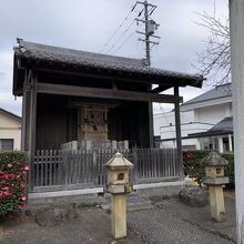 御霊神社