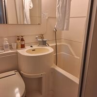 狭いが、ユニットバスが有難い。