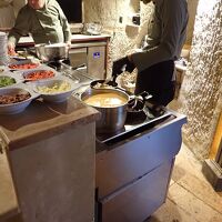 これがオムレツを焼いてくれるコックさん