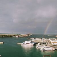 テラスから見える石垣ブルーの海は最高！朝に虹が見えました！！