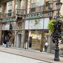 ダグラス (ヴァーツィ通り店)