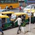インドでは一般的なタクシー