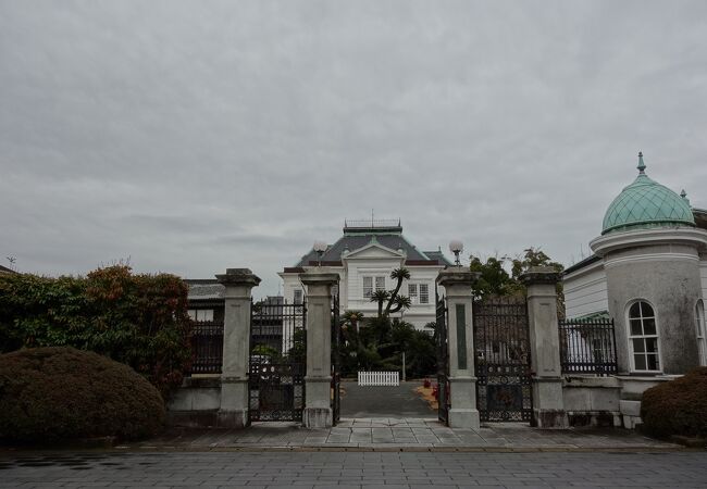 明治時代に整備された旧柳川藩主別邸と庭園