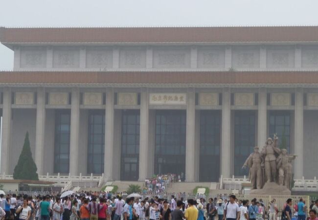 毛沢東主席の遺体が安置されている建物