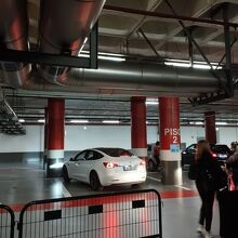 ウーバータクシー乗り場P2