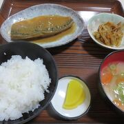 老舗定食屋さん